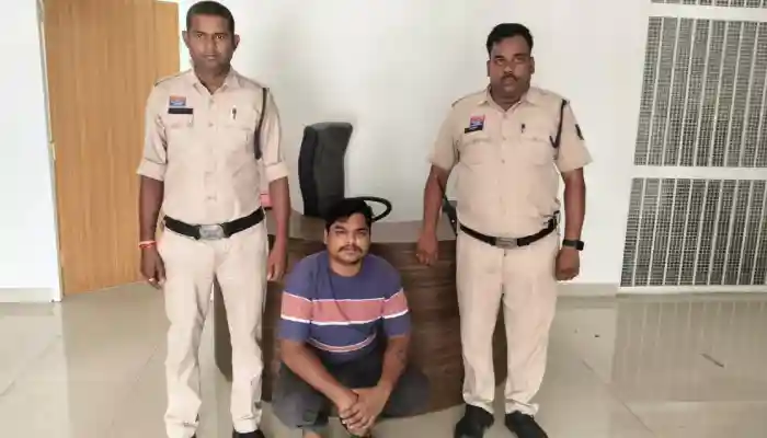 “ऑपरेशन अंकुश” के तहत ऑनलाइन क्रिकेट सट्टे पर एक और प्रहार — जूटमिल में सटोरिया गिरफ्तार
