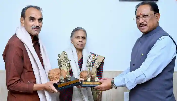 ’बस्तर और जनजातीय समाज के लिए चार दशक का समर्पण मानवता की असाधारण मिसाल: मुख्यमंत्री विष्णुदेव साय’