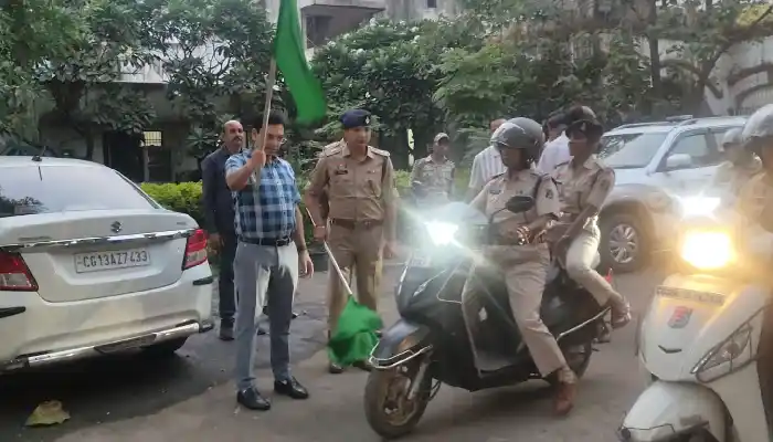 नवरात्रि और गरबा स्थलों पर महिलाओं की सुरक्षा के लिए रायगढ़ पुलिस की विशेष पहल, “मां दुर्गा वाहिनी” का गठन
